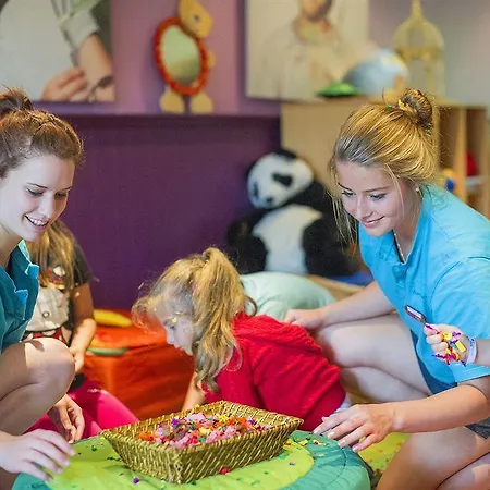 Pierre & Les Pins Tatil parkı