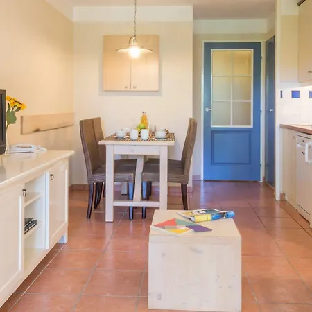 Pierre & Les Pins Lacanau