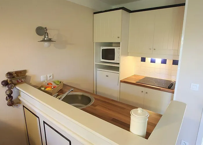 Pierre & Les Pins Kompleks wypoczynkowy 3*